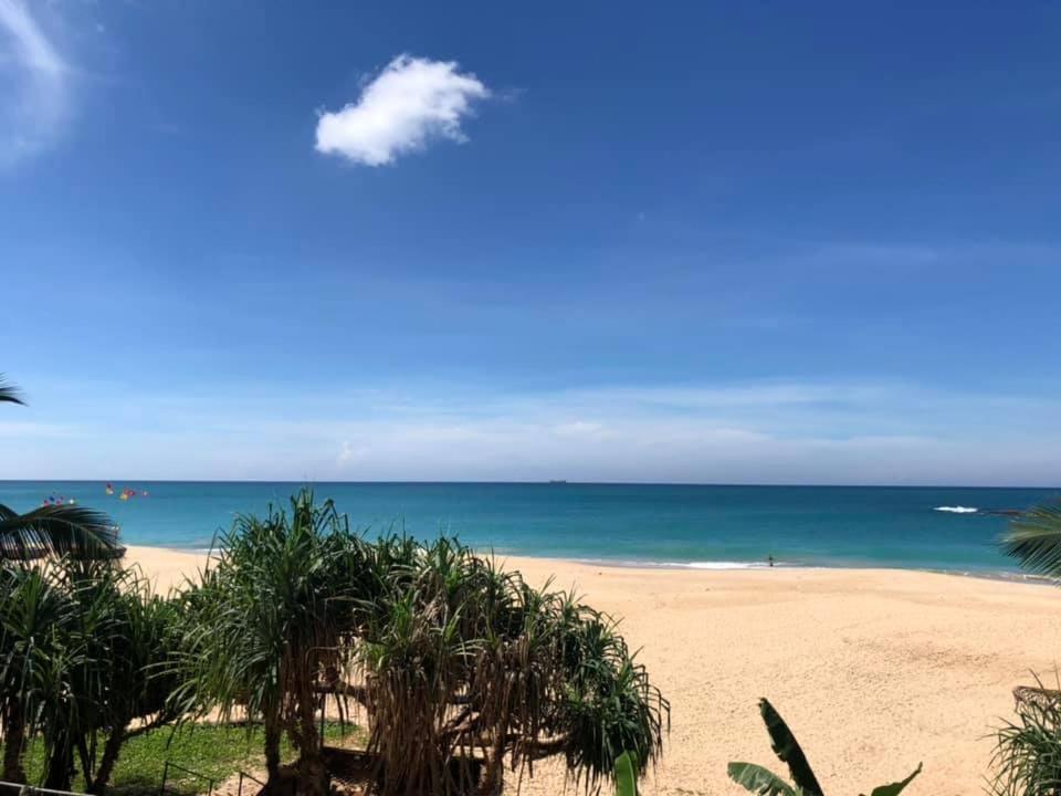 Sea Crest Beach Villa Ambalangoda  Exteriör bild